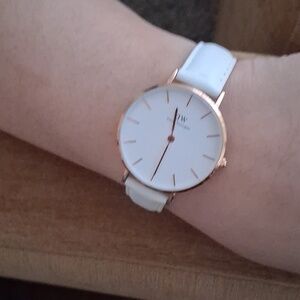 Daniel Wellington white watch
